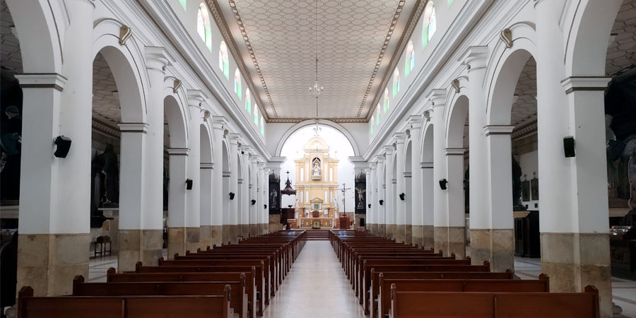 iglesia-san-miguel-interior-choachi
